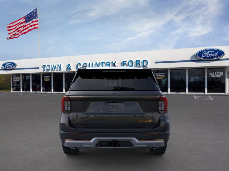 2026 Ford Explorer photo 4