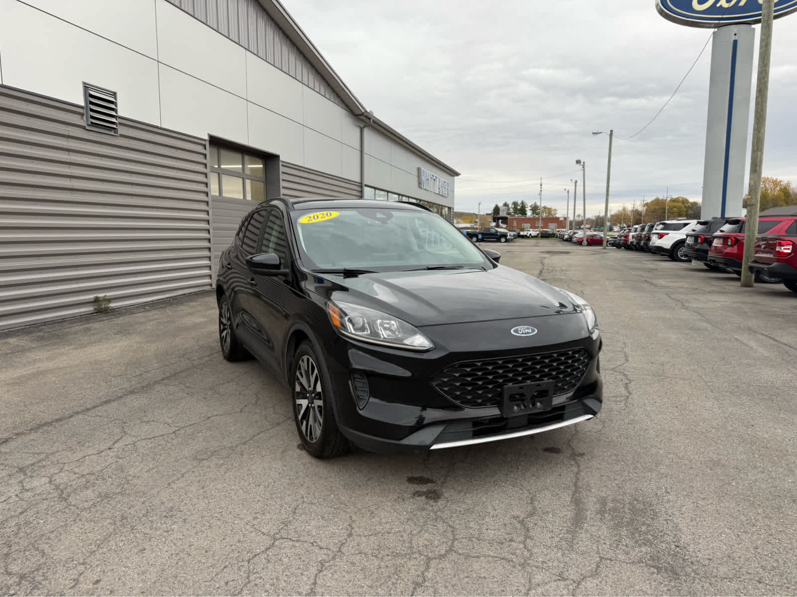 Used 2020 Ford Escape SE with VIN 1FMCU0BZXLUB55077 for sale in Williamson, NY