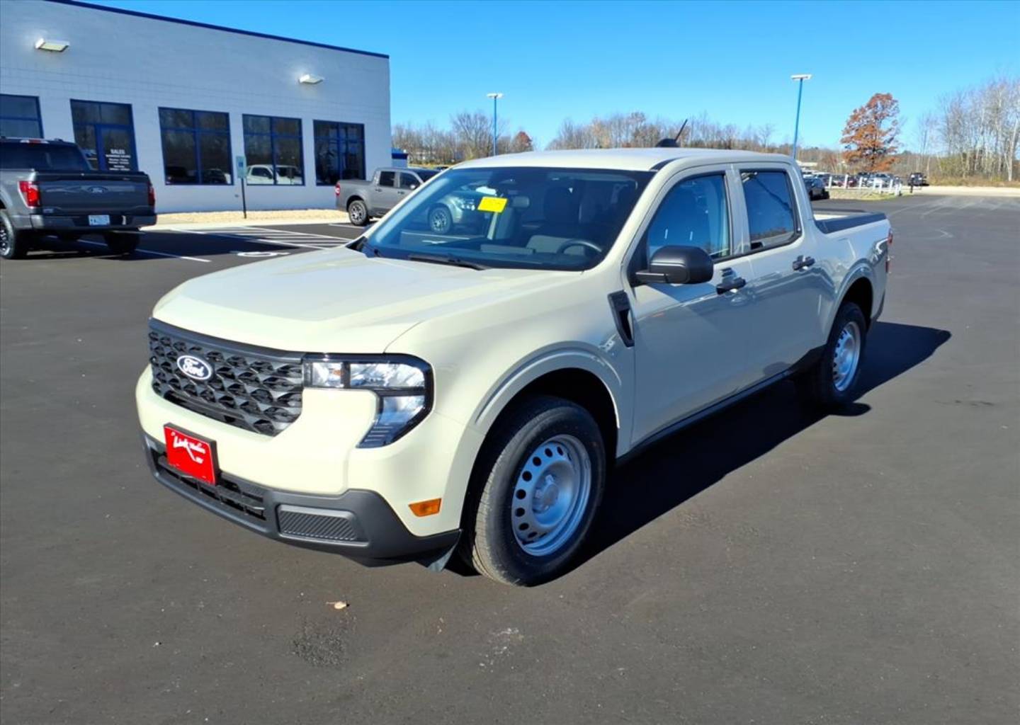 2025 Ford Maverick XL's photo