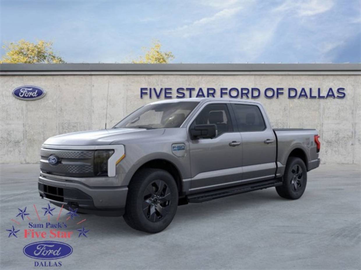 2025 Ford F-150 Lightning Flash's photo