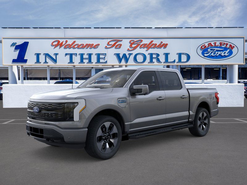2025 Ford F-150 Lightning Platinum photo 3