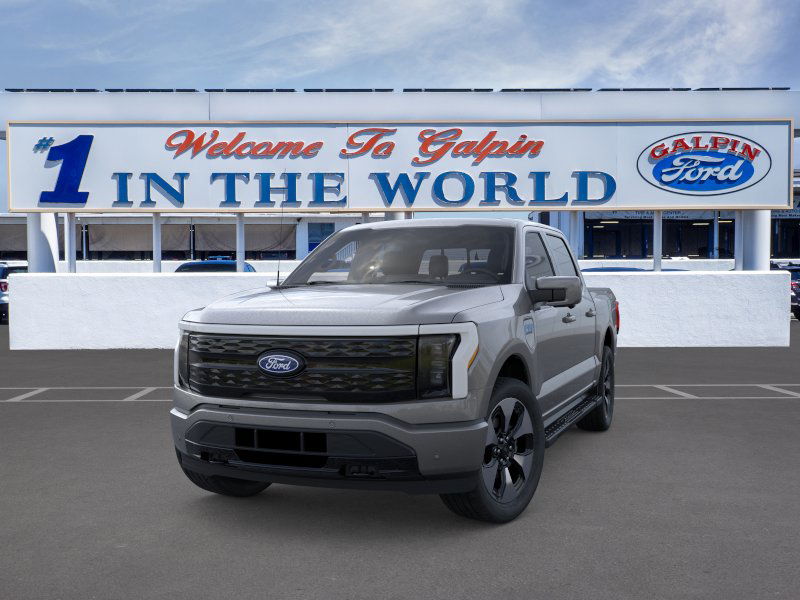 2025 Ford F-150 Lightning Platinum photo 4