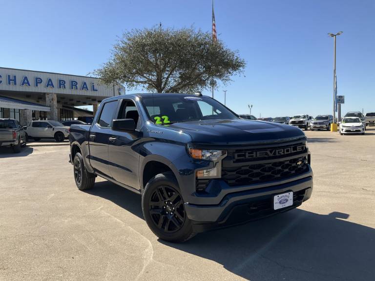 2022 Chevrolet Silverado 1500 Custom