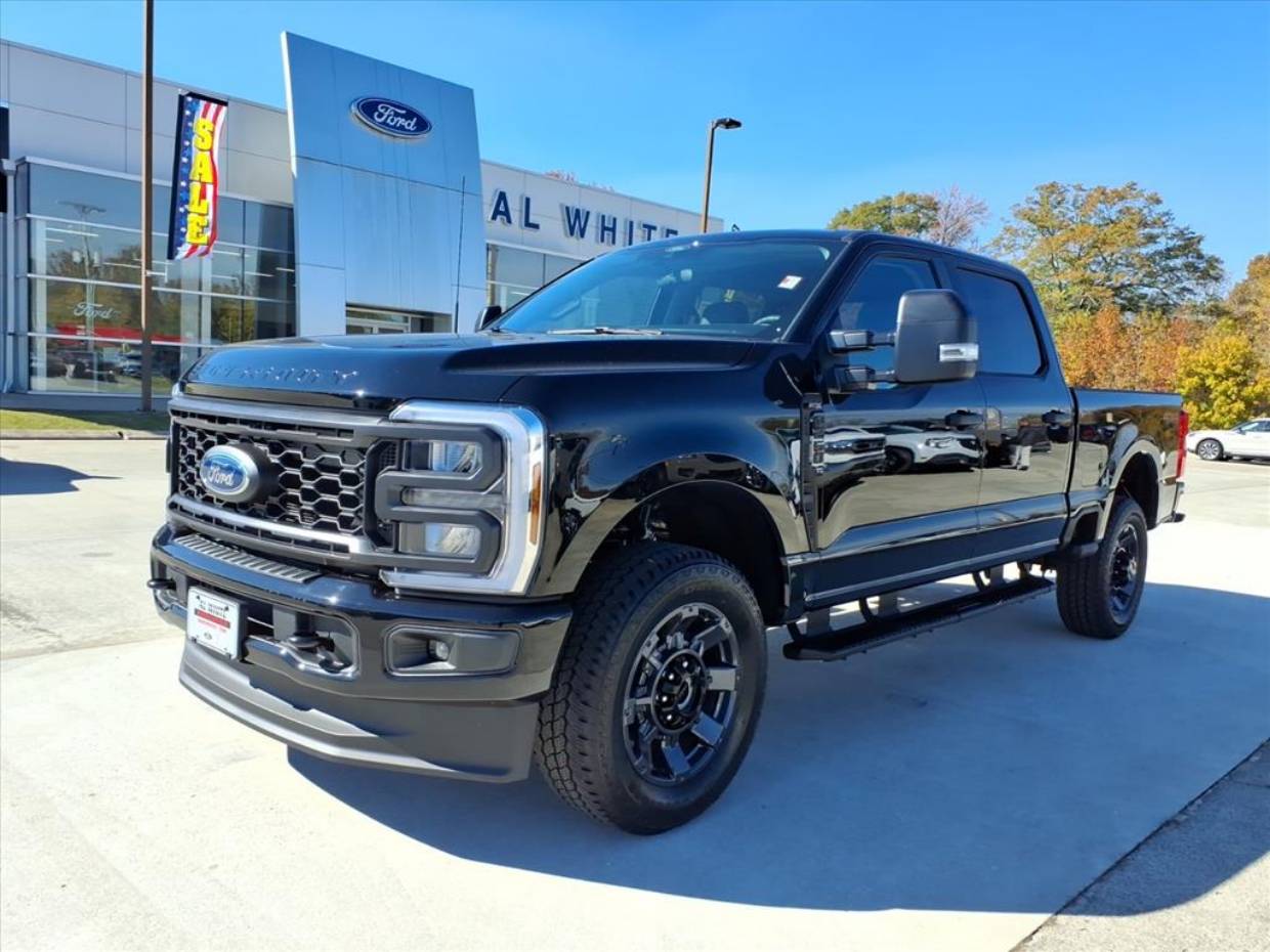 2026 Ford F-250 Super Duty XL's photo