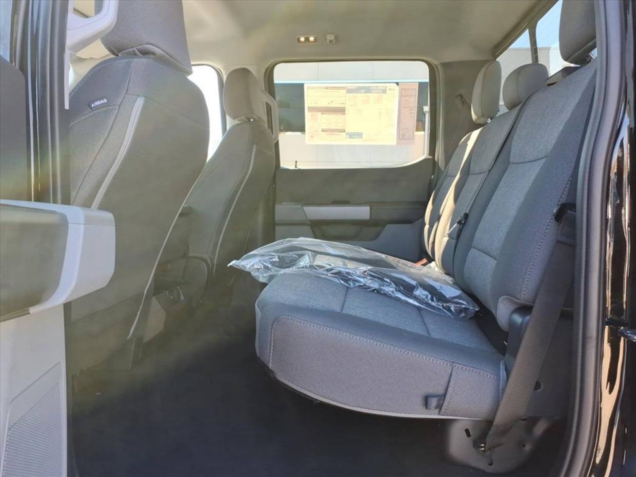 2026 Ford F-250 Super Duty XL - Photo 9