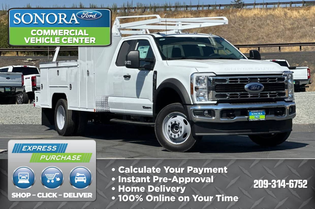 2026 Ford F-550 Super Duty Chassis Cab XL's photo