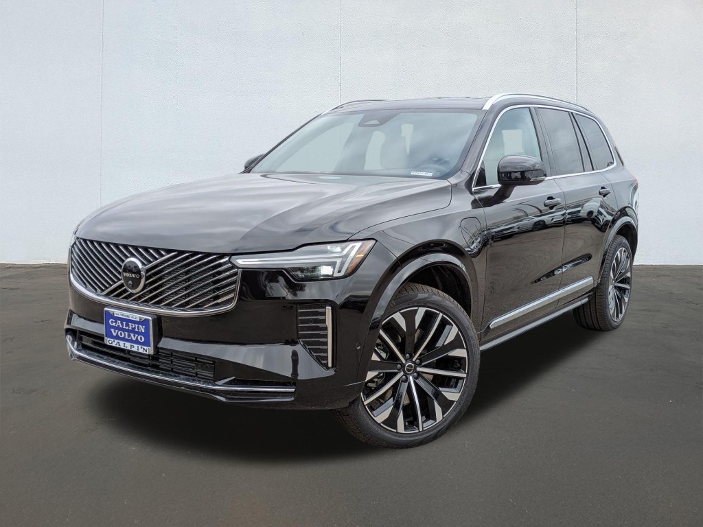 2026 Volvo XC90 Recharge Plug-In Hybrid T8 Plus 7-Seater