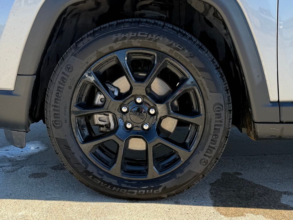 2022 Jeep Compass North Edition Latitude photo 4