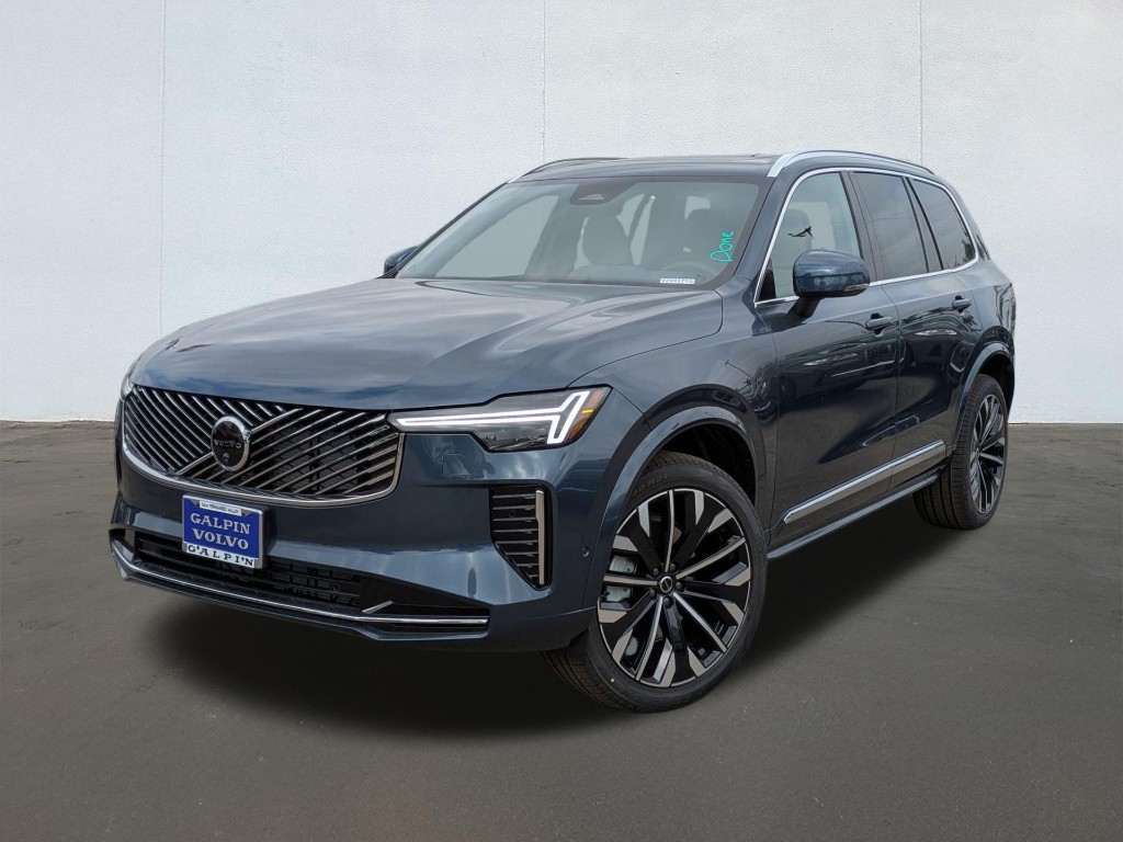 2026 Volvo XC90 B6 Plus 7-Seater