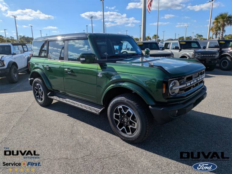 2025 Ford Bronco Outer Banks
