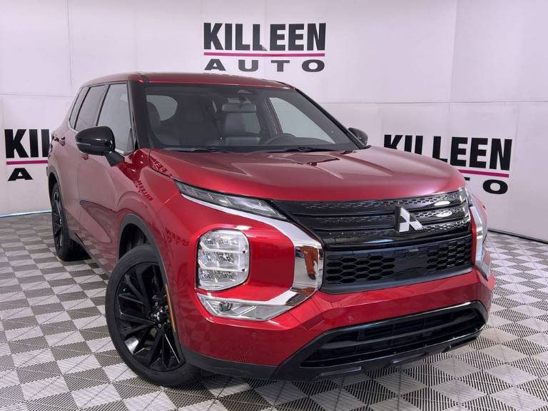 2022 Mitsubishi Outlander Black Edition