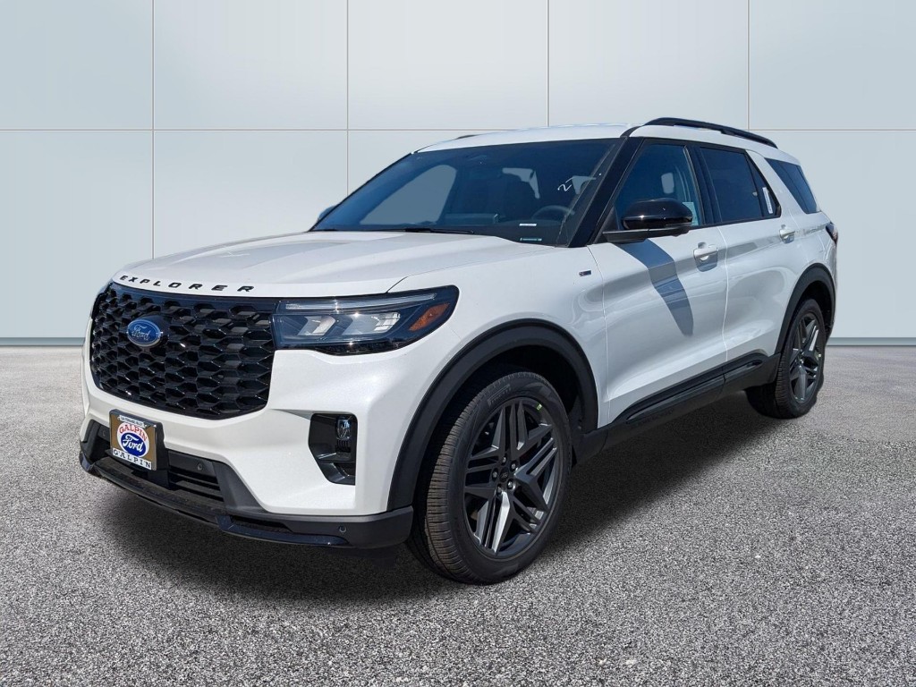 2025 Ford Explorer ST Line