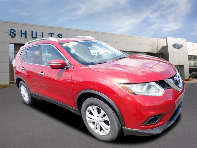 2015 Nissan Rogue SV photo 3