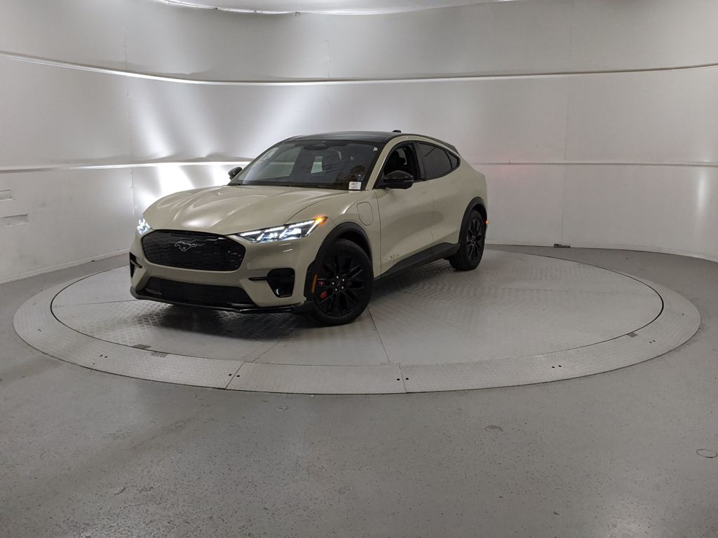 2025 Ford Mustang Mach-E Premium photo 4