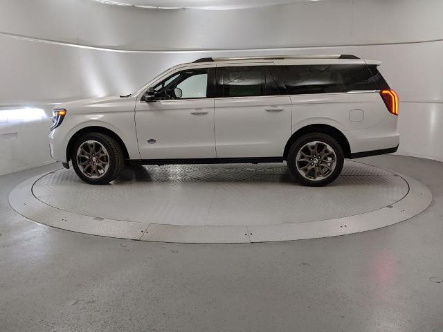 2025 Ford Expedition MAX King Ranch photo 3
