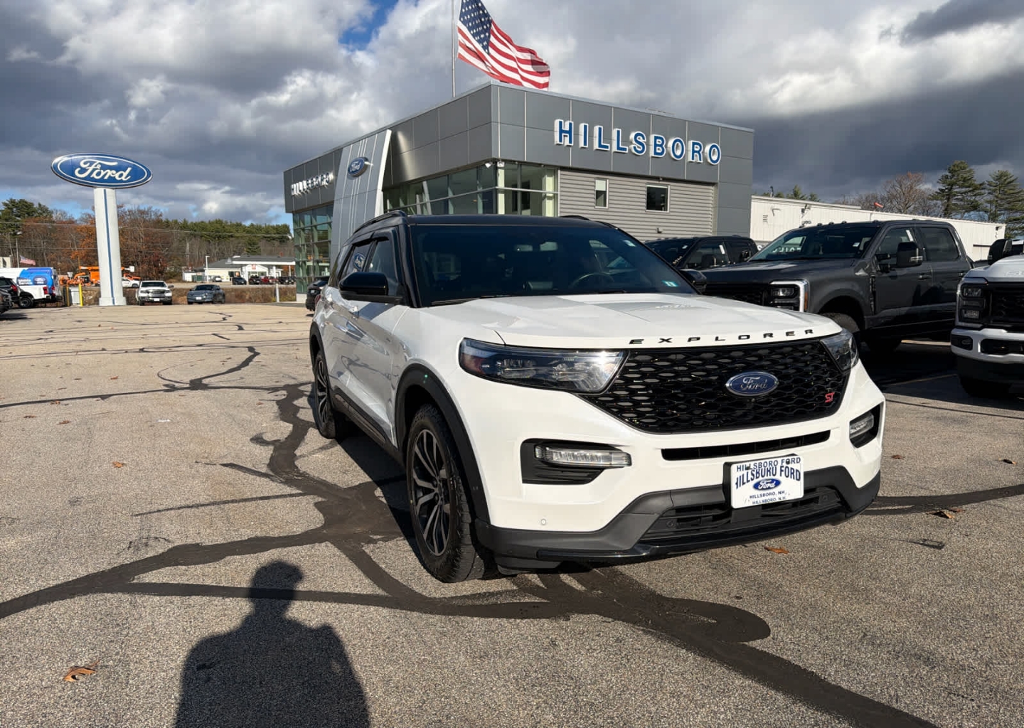 2020 Ford Explorer ST's photo