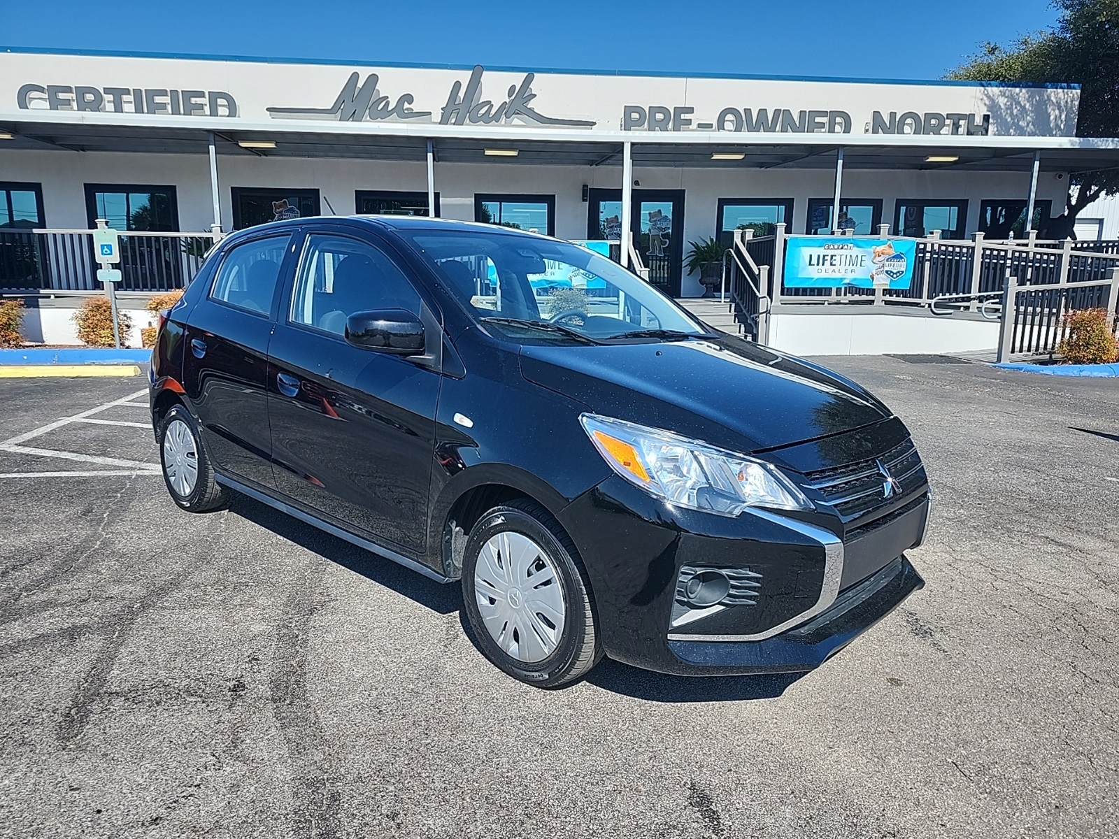 2024 Mitsubishi Mirage ES's photo
