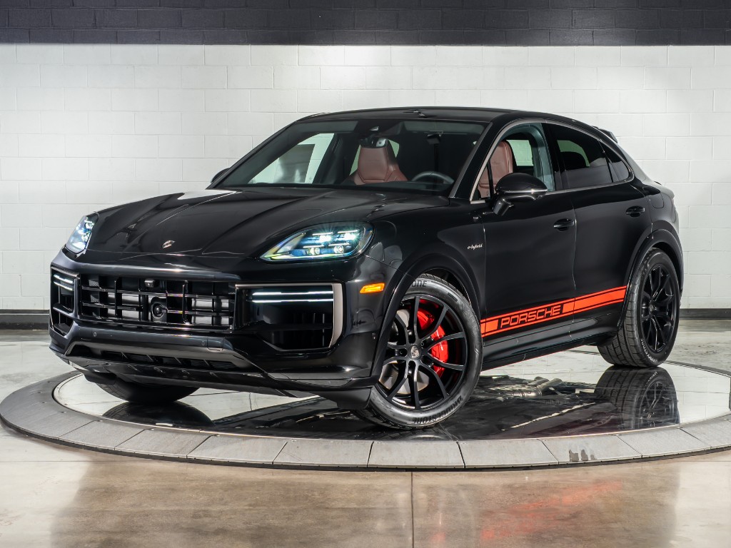 2026 Porsche Cayenne Coupe Turbo E-Hybrid
