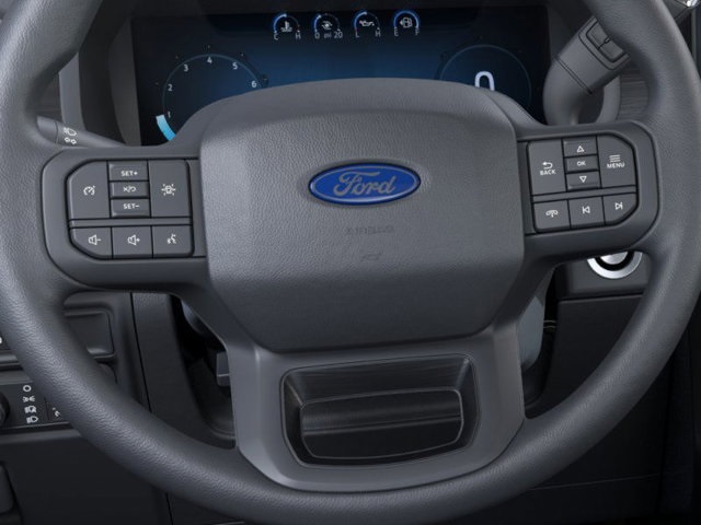 2025 Ford F-150 XL photo 2