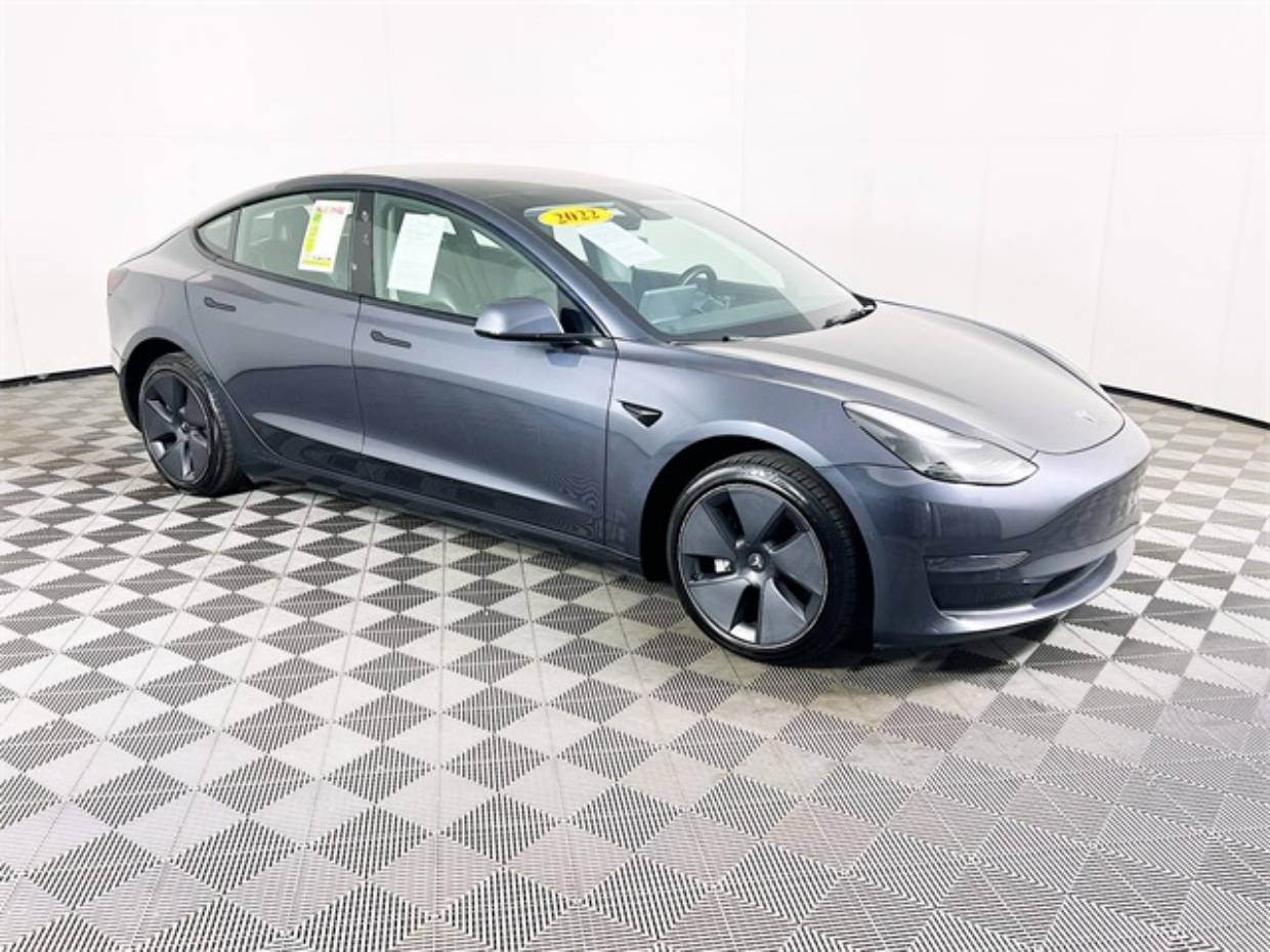 2022 Tesla Model 3 Base