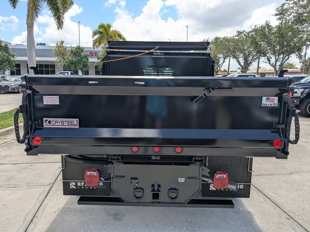 2024 Ford F-550 photo 3