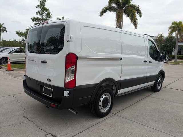 2025 Ford Transit photo 2