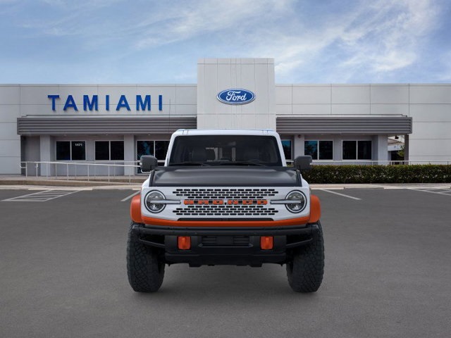 2025 Ford Bronco First Edition photo 3