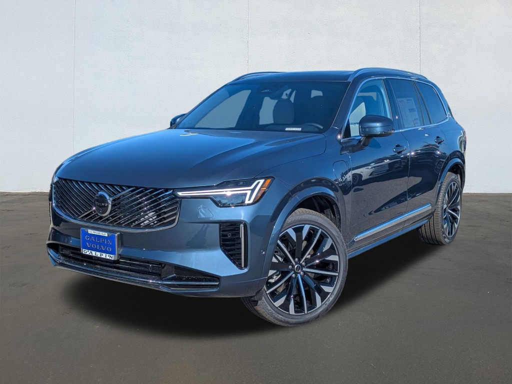 2026 Volvo XC90 Recharge Plug-In Hybrid T8 Plus 7-Seater