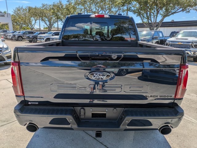 2025 Ford F-150 XLT photo 2