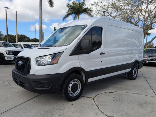 2025 Ford Transit photo 3