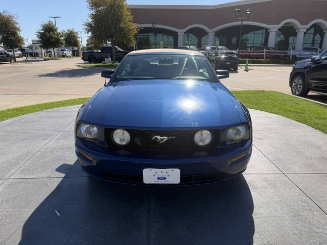Used 2007 Ford Mustang GT Deluxe with VIN 1ZVHT85H775265239 for sale in Dallas, TX