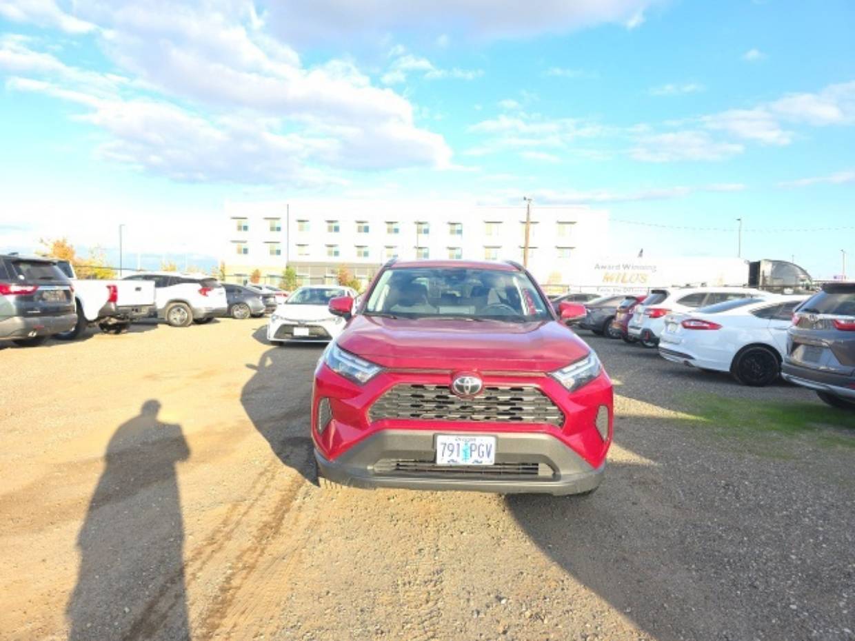 Used 2023 Toyota RAV4 XLE with VIN 2T3W1RFV7PW278673 for sale in Northfield, Minnesota