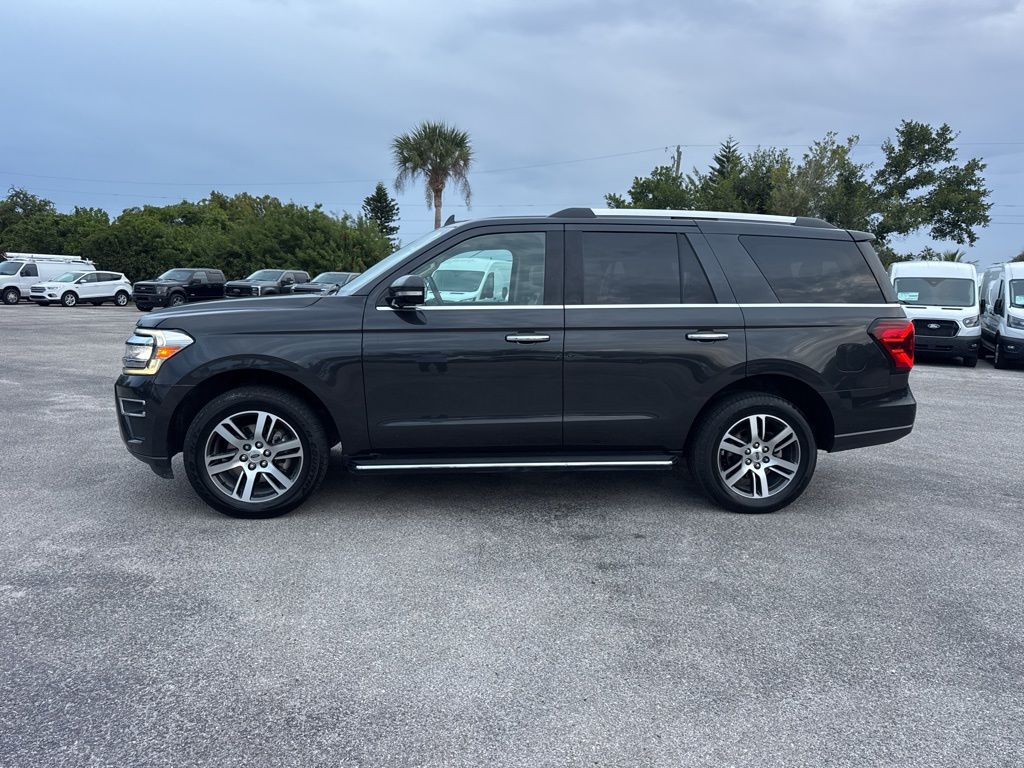 2023 Ford Expedition Limited photo 2