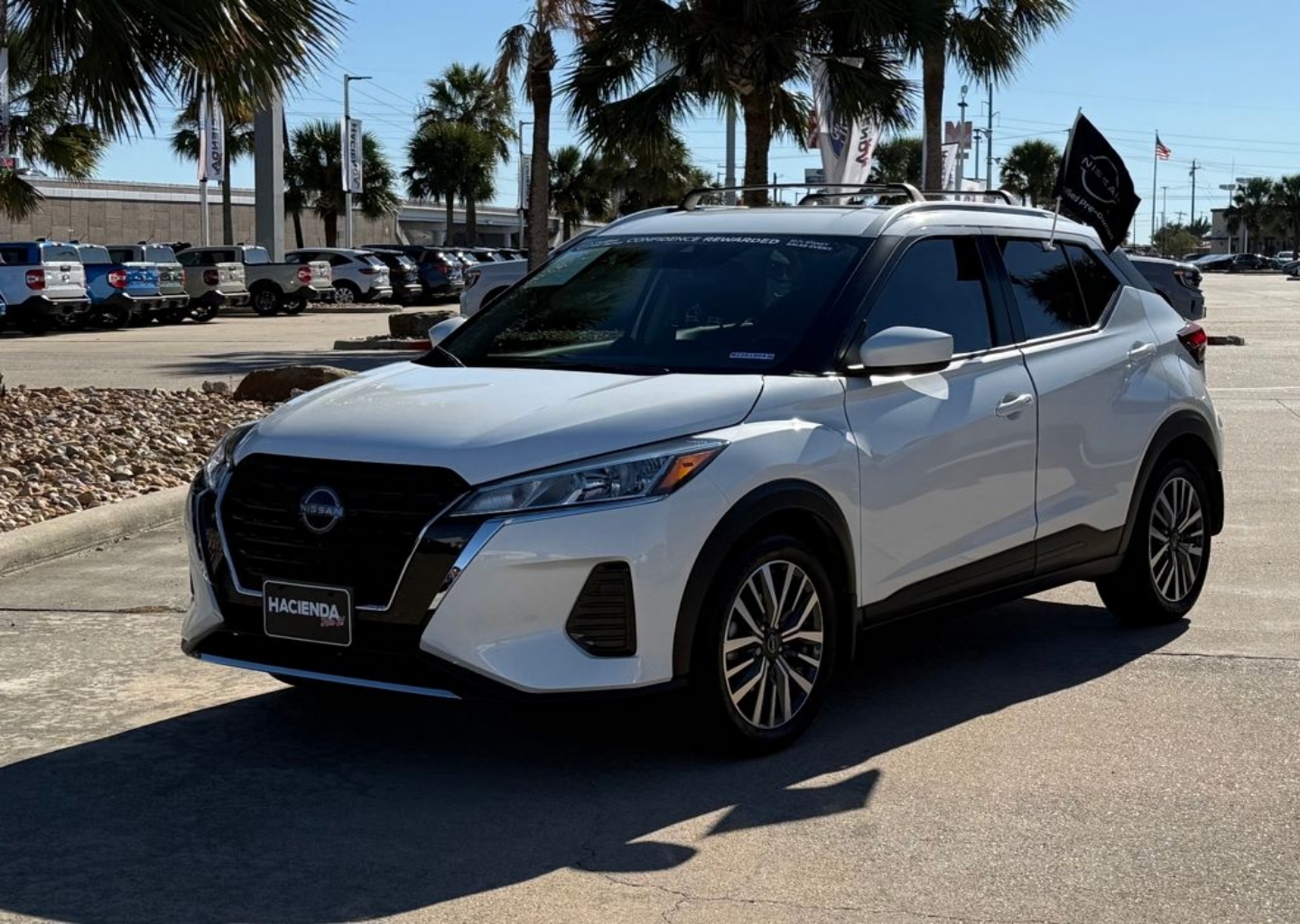 2024 Nissan Kicks SV's photo