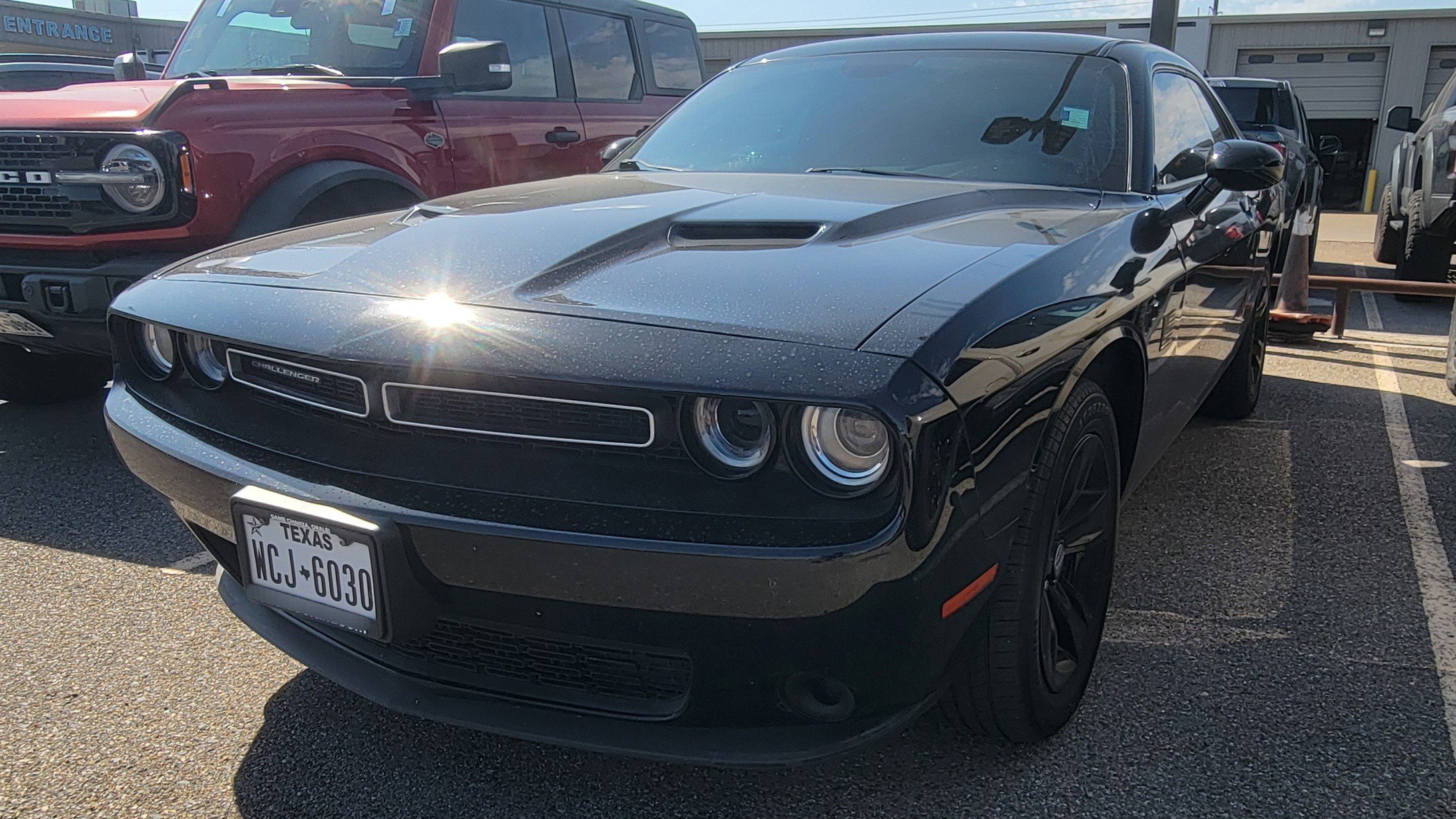 2023 Dodge Challenger SXT photo 4