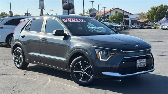 2024 Kia Niro LX