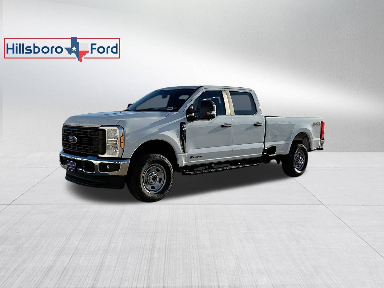 2026 Ford F-350 Super Duty XL's photo