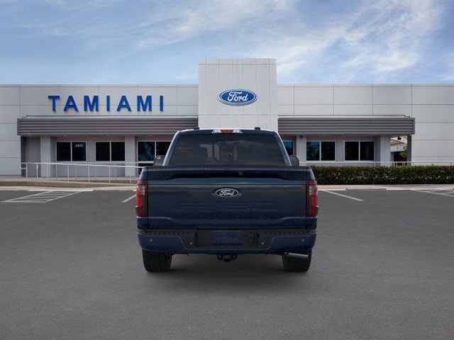 2025 Ford F-150 XLT photo 2