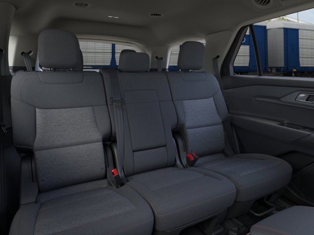 2026 Ford Explorer photo 2