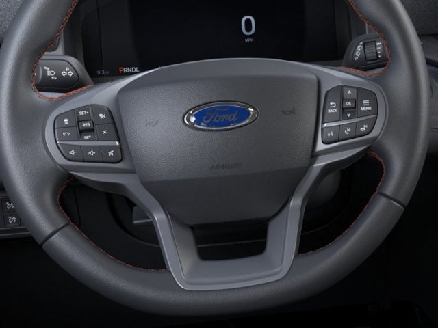 2026 Ford Explorer photo 3