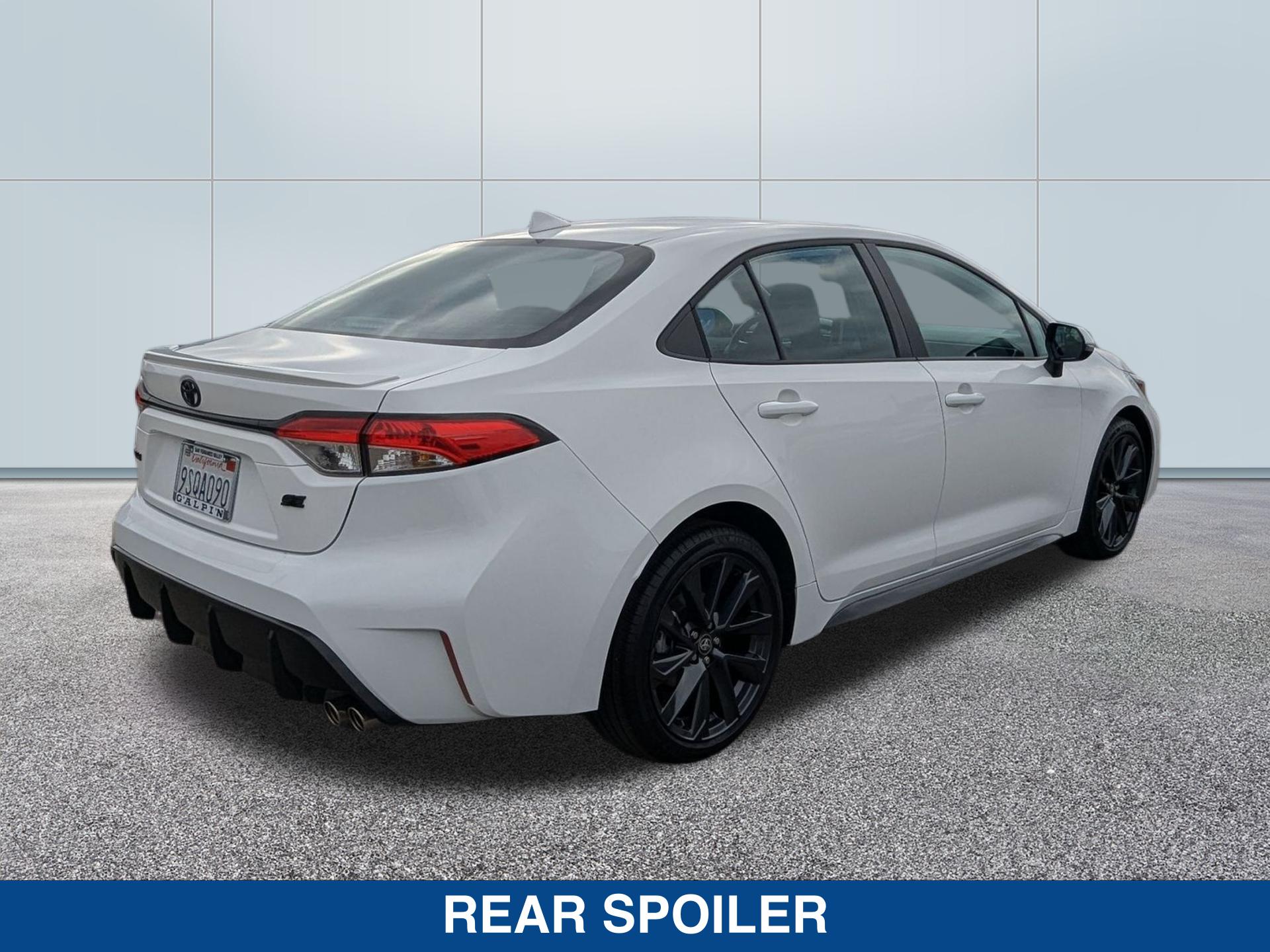 2025 Toyota Corolla SE photo 2