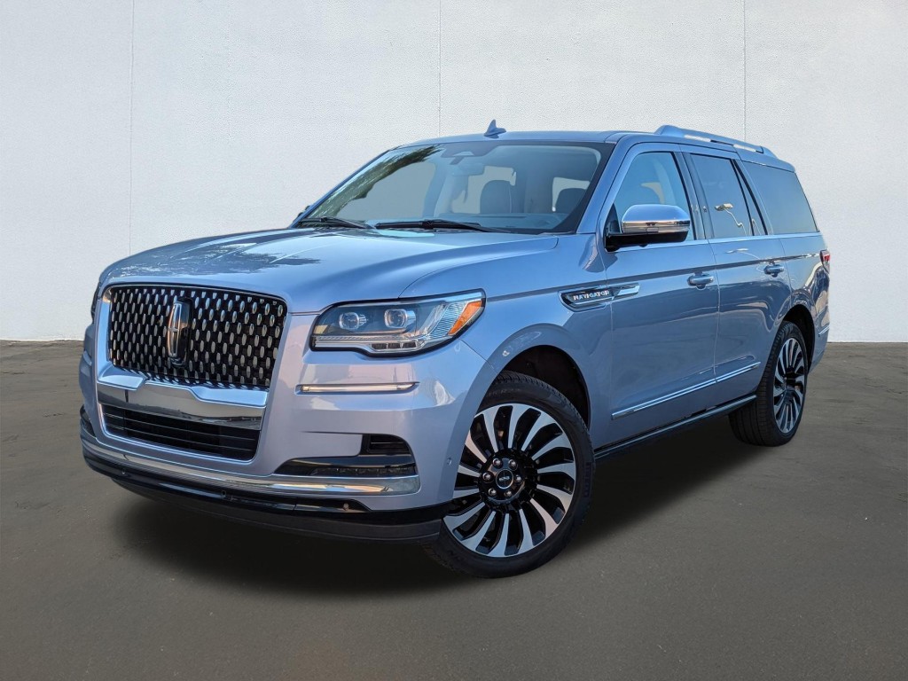 2022 Lincoln Navigator Black Label
