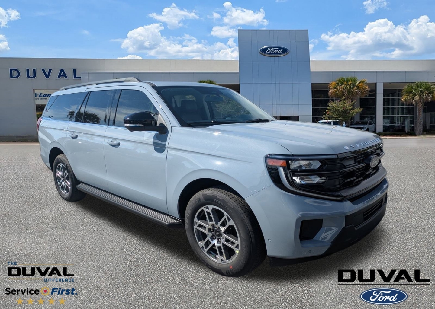 2025 Ford Expedition Active's photo