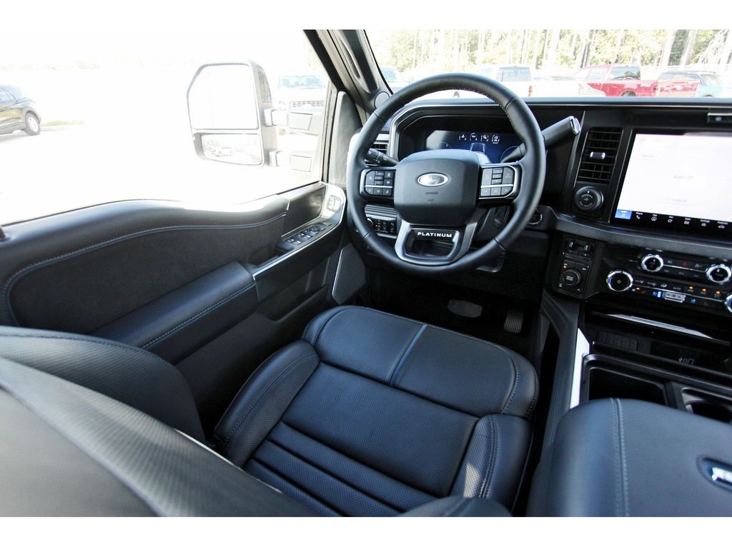 2026 Ford F-250 photo 2