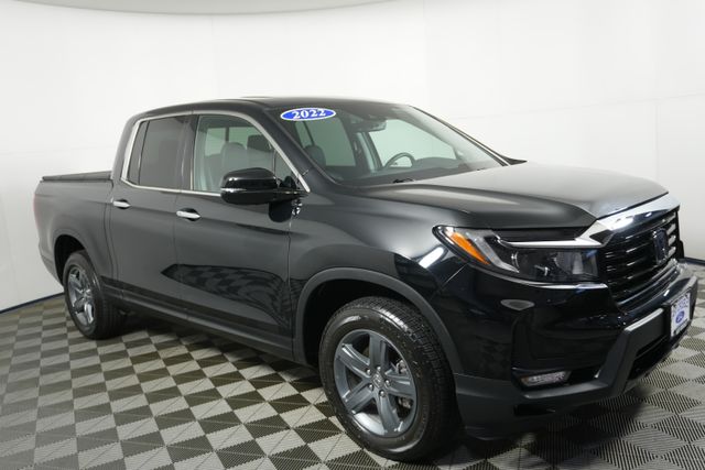 Used 2022 Honda Ridgeline RTL-E with VIN 5FPYK3F76NB002693 for sale in Kansas City