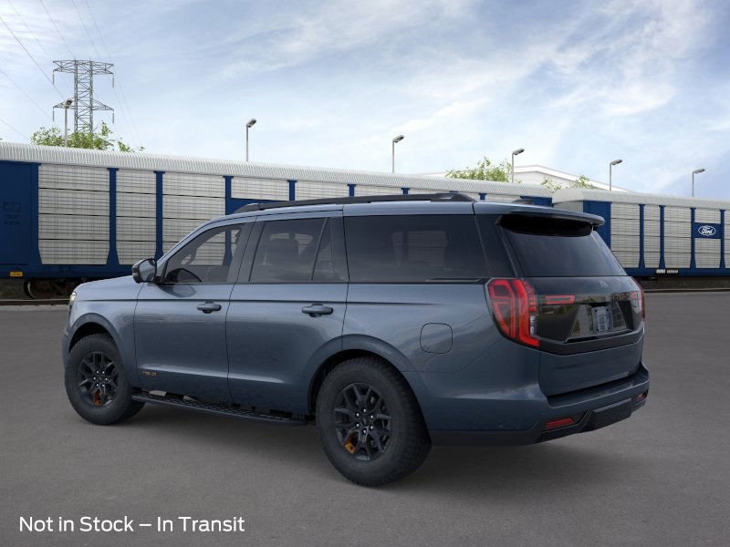 2025 Ford Expedition photo 2