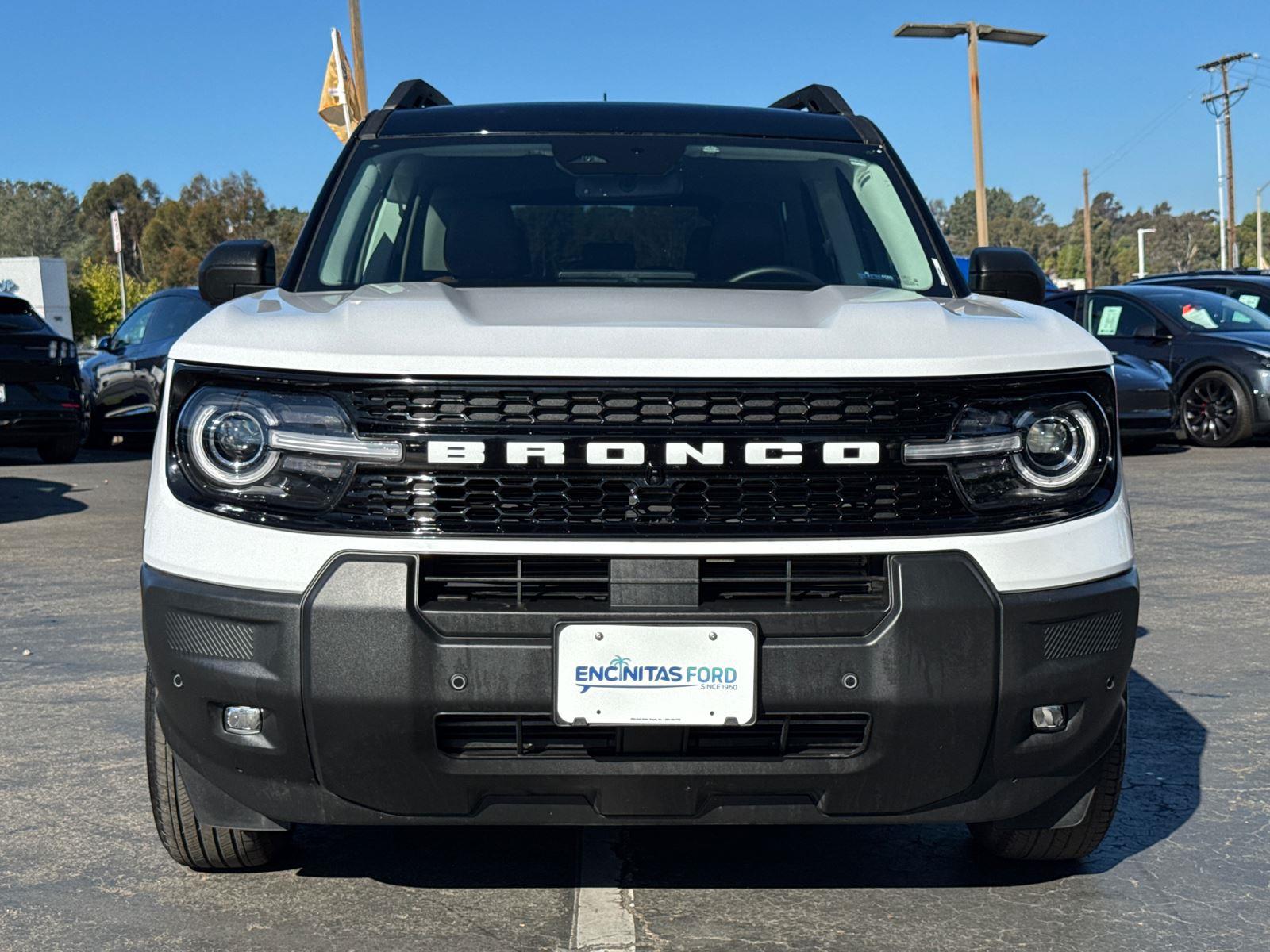 2025 Ford Bronco Sport Outer Banks photo 4