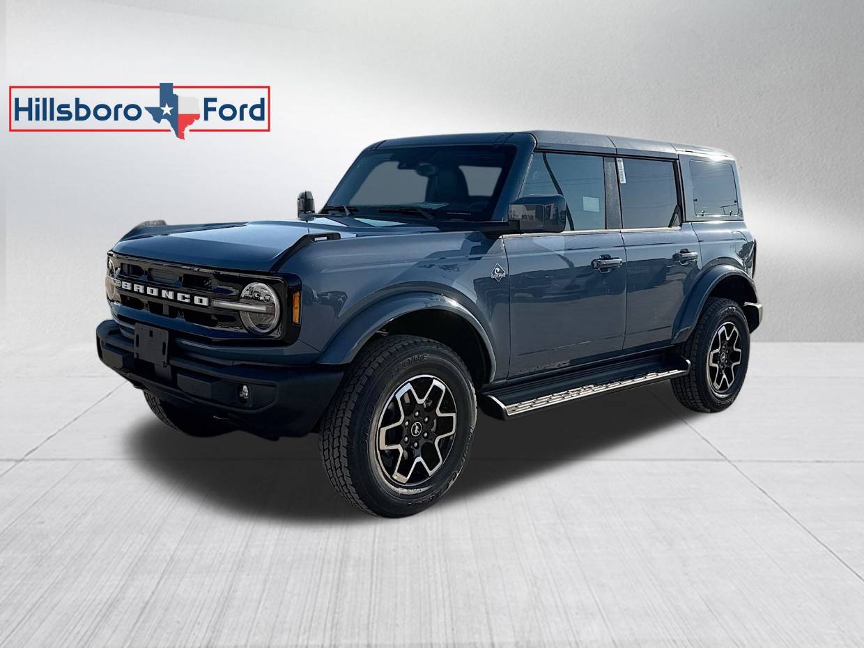 2025 Ford Bronco 4-Door Outer Banks's photo