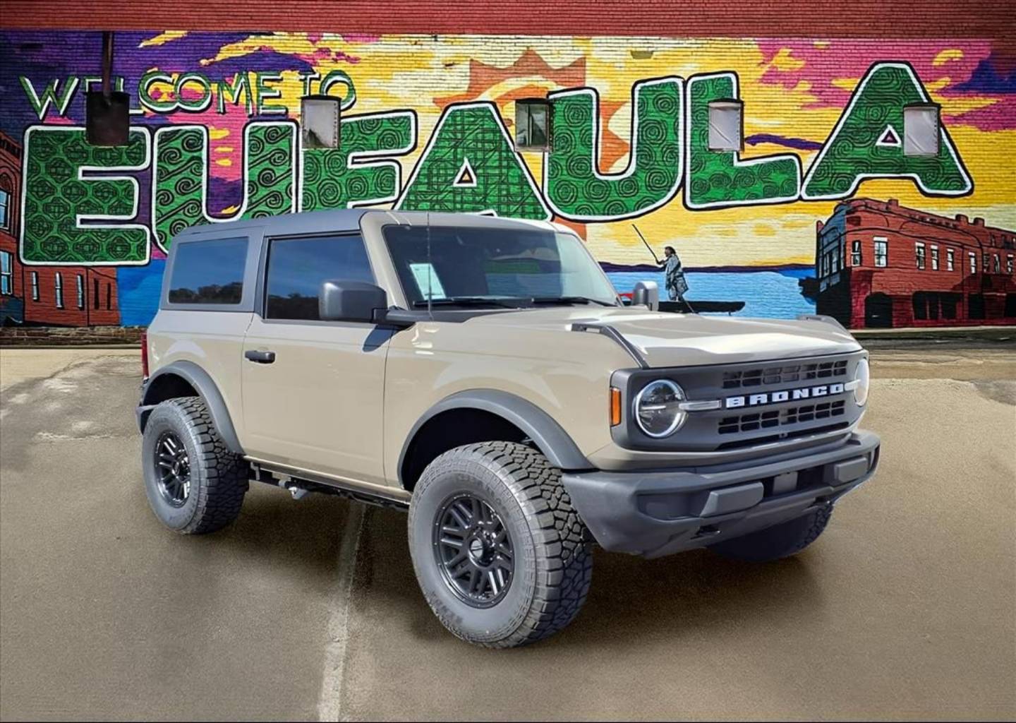 2025 Ford Bronco 2-Door Base's photo
