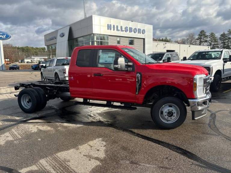 2026 Ford Chassis Cab F-350® XL
